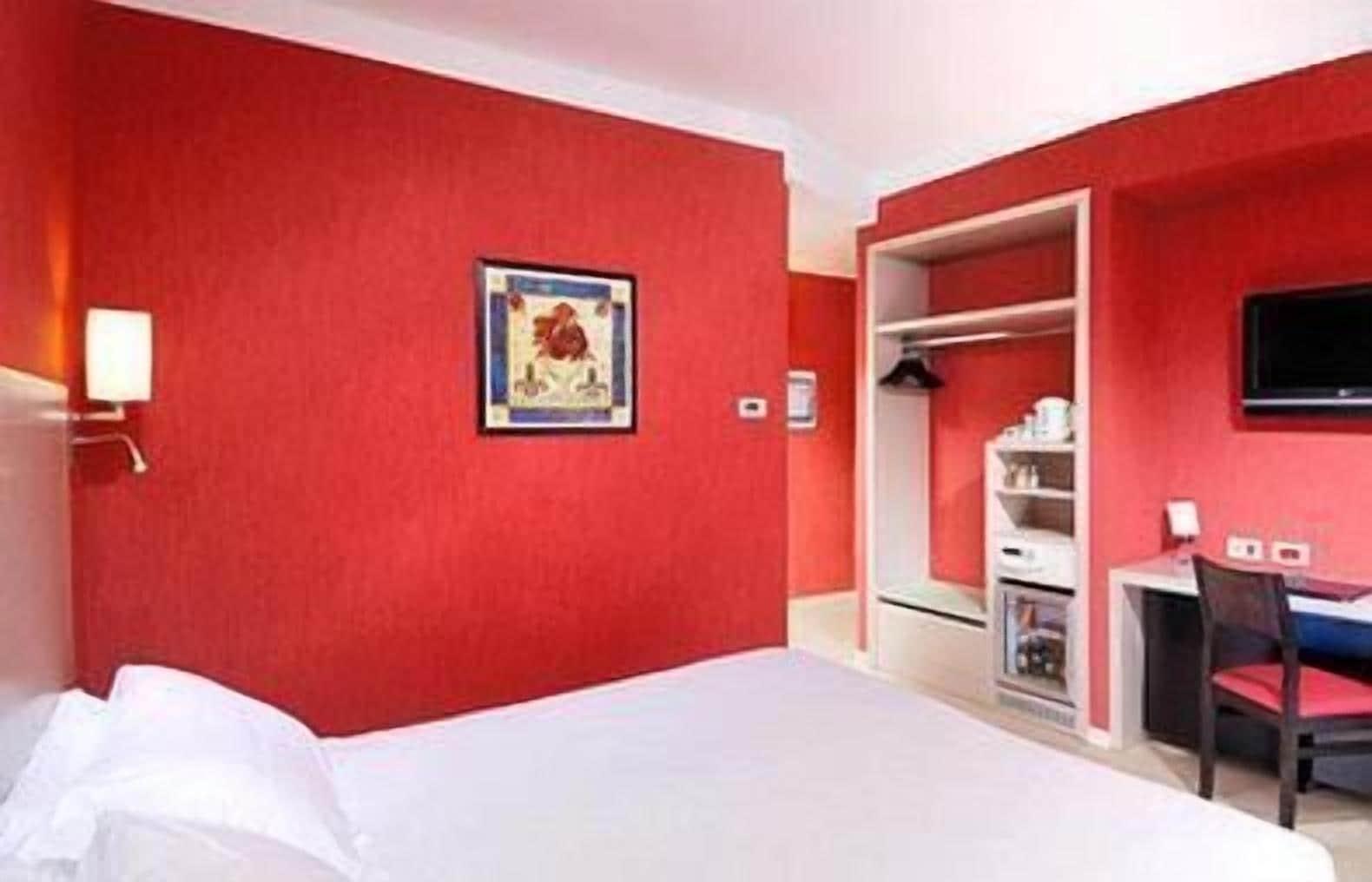 เบสต์ เวสเทิร์น ปอร์โต อันติโก Hotel เจนัว ภายนอก รูปภาพ