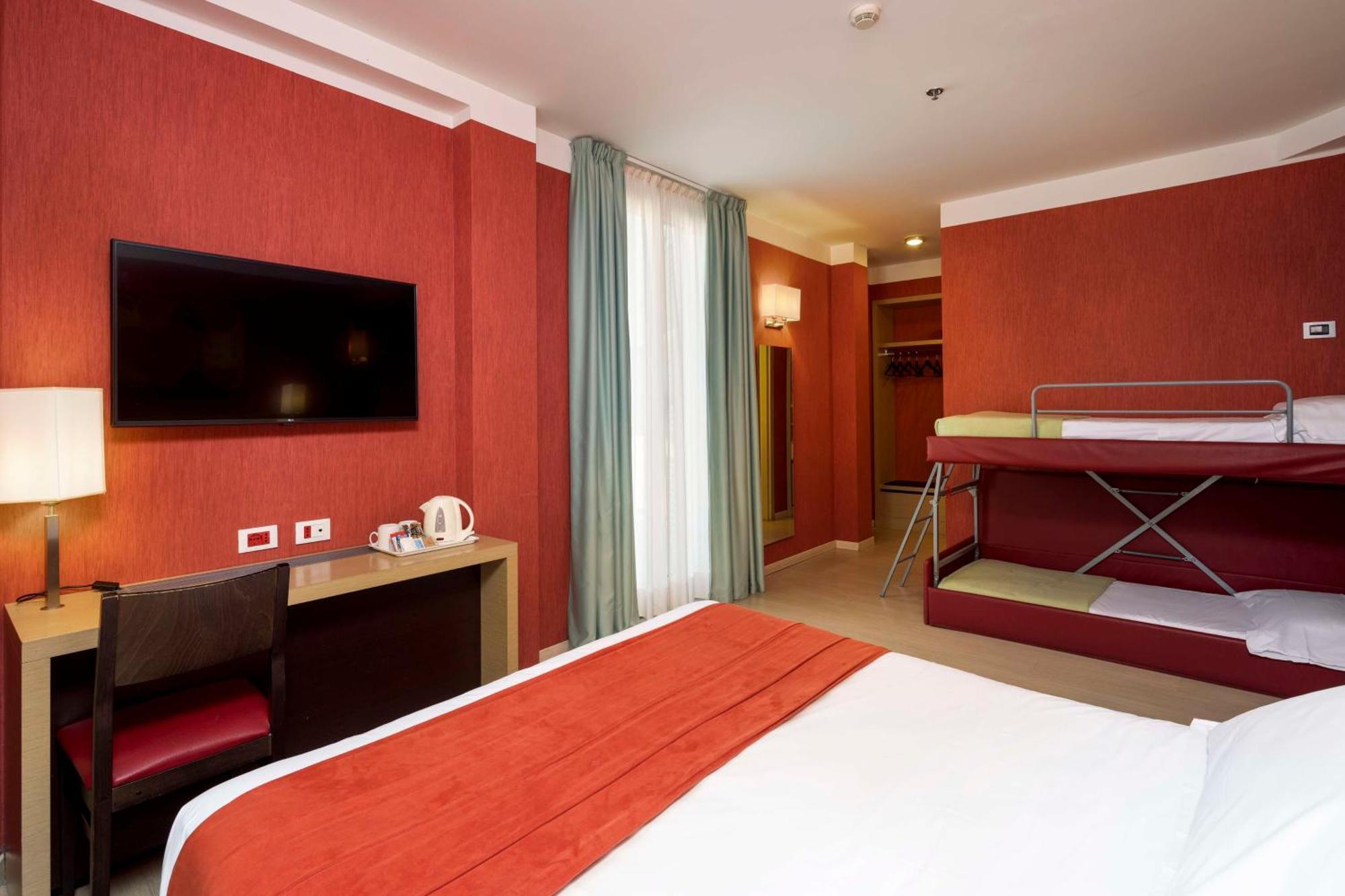 เบสต์ เวสเทิร์น ปอร์โต อันติโก Hotel เจนัว ภายนอก รูปภาพ
