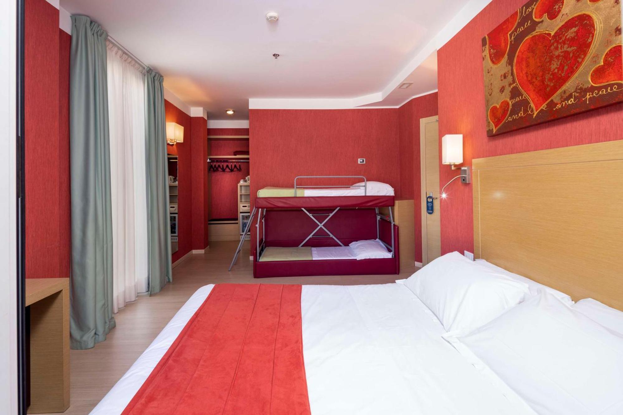 เบสต์ เวสเทิร์น ปอร์โต อันติโก Hotel เจนัว ภายนอก รูปภาพ